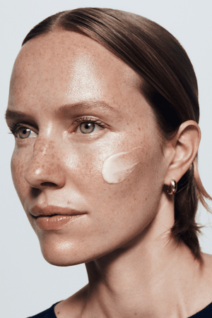 Beta Glucan & Resveratrol Advanced Hydrating Serum